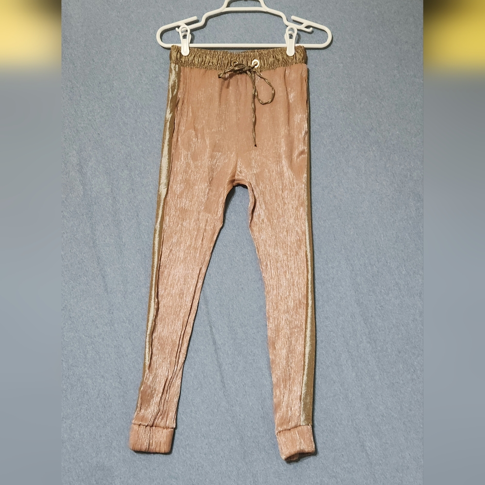 Zara basics pink gold paperbag joggers. Size XS